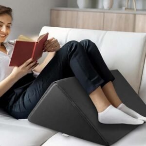 Triangular Foot Pillow